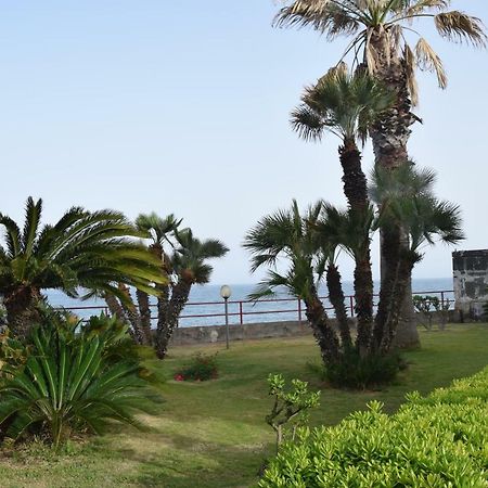Seahome Riposto Exterior photo
